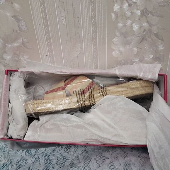 Vince Camuto Carran Espadrilles Sandals Slides NIB Red Size 7.5M - Picture 6 of 10